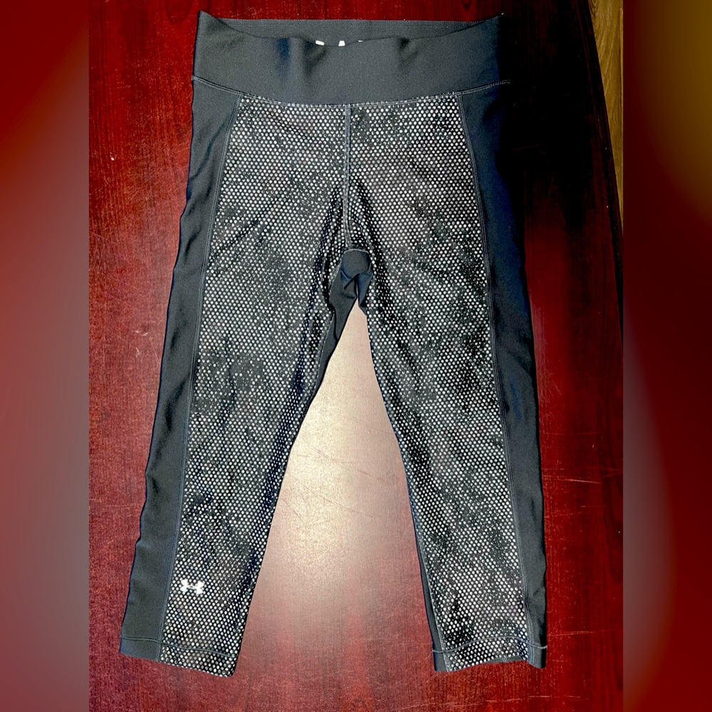 Women’s Under Armour Compression Workout Capris Medium